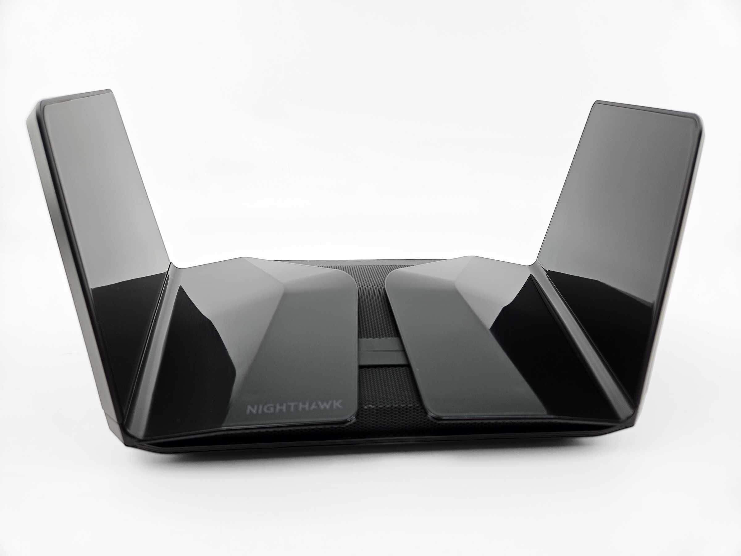 Ігровий роутер NETGEAR Nighthawk AX12 RAX200