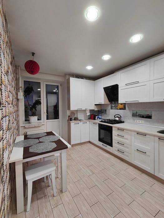 Продам 2к квартиру з ремонтом в ЖК Буча Квартал!