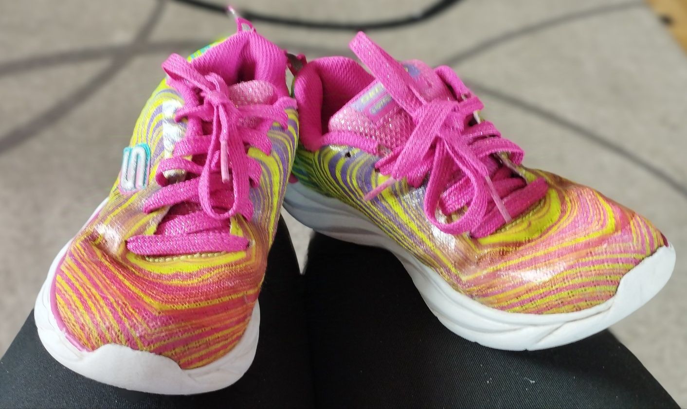 Buty firmy skechers rozmiar 30