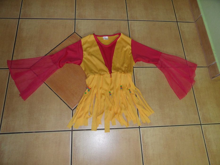 Super bluza w misie i ogrodniczki i bluzeczka z napisem Love  8-9 lat