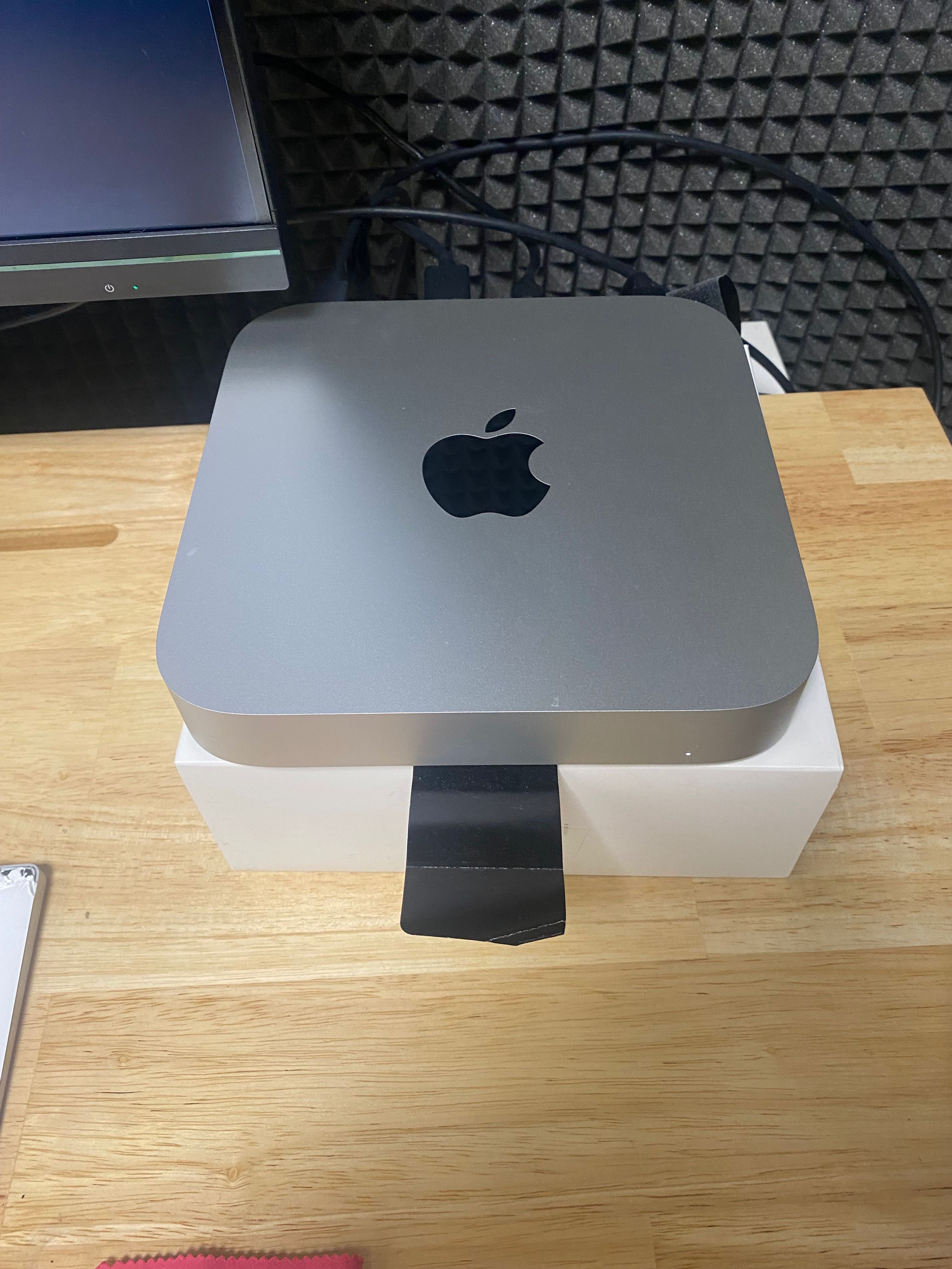 Mac mini M2 8gb RAM