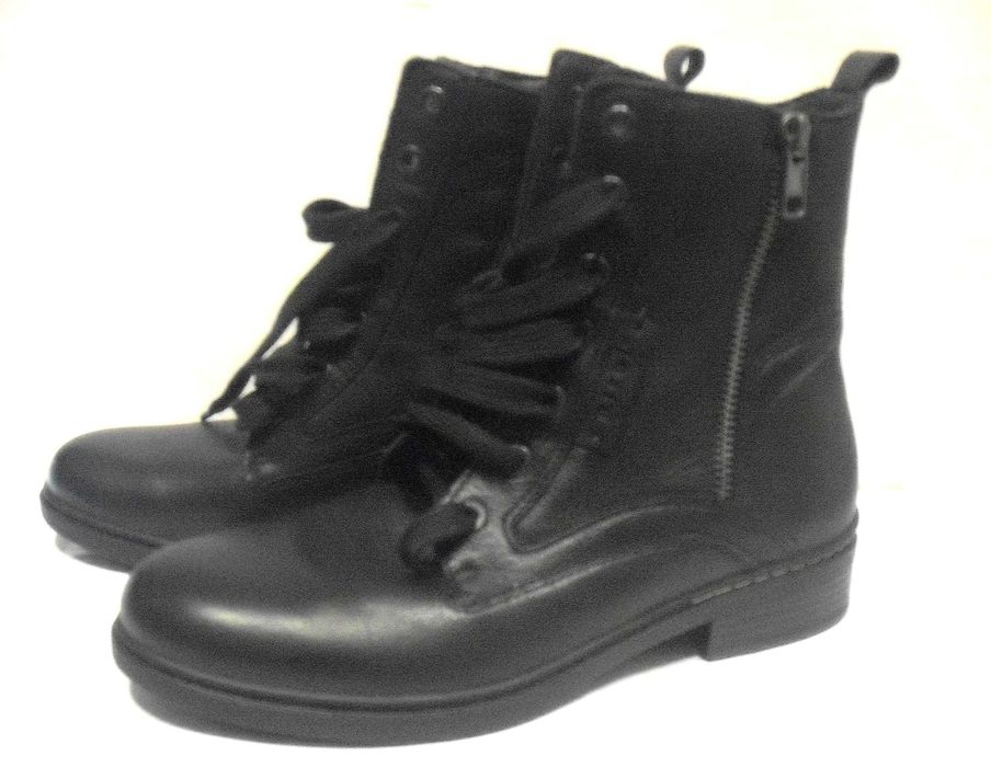 Botas em couro feitas em Portugal n 37 para mulher ano de 2021