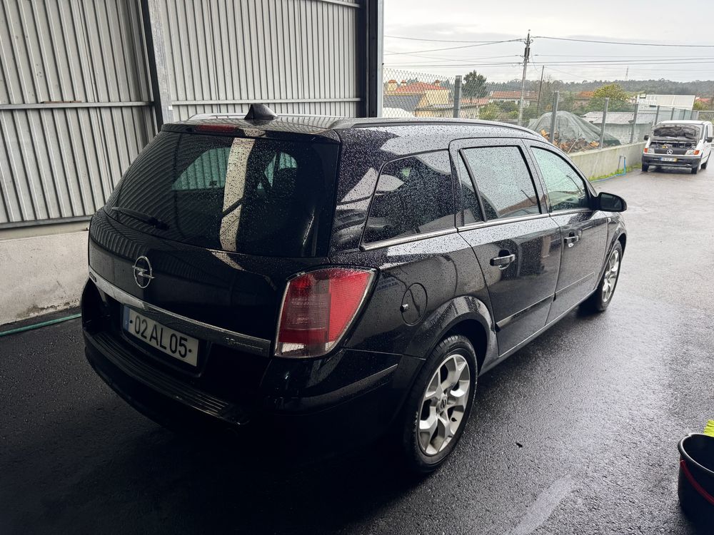 Opel Astra 1.6i Cosmo Automatica