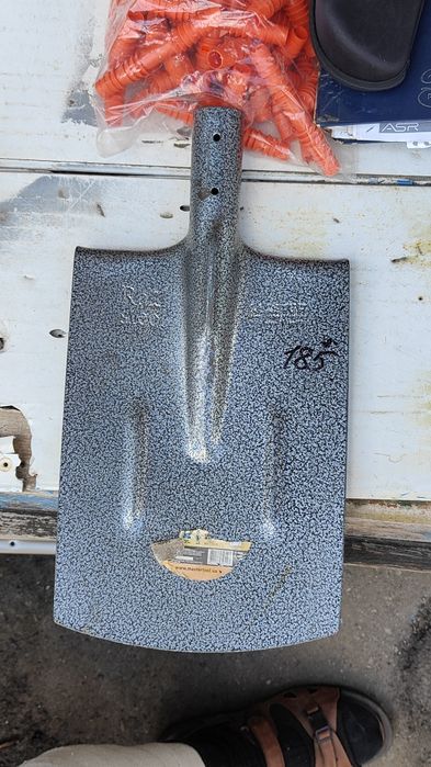 Лопаты разные в наличии