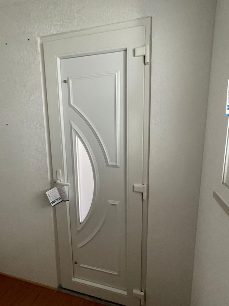 Vendo janelas e portas de PVC