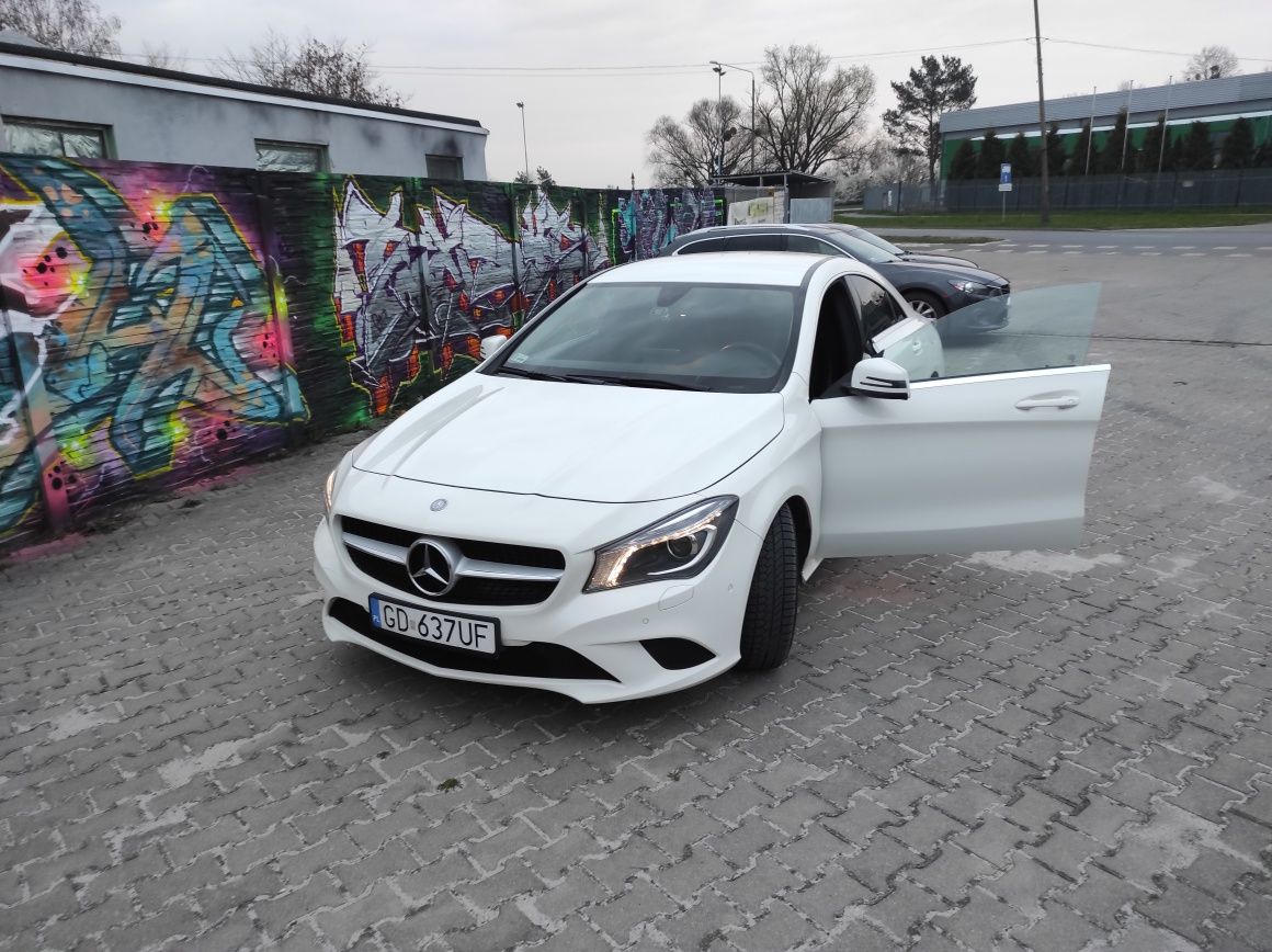 Mercedes klasa CLA 200 rok  2016