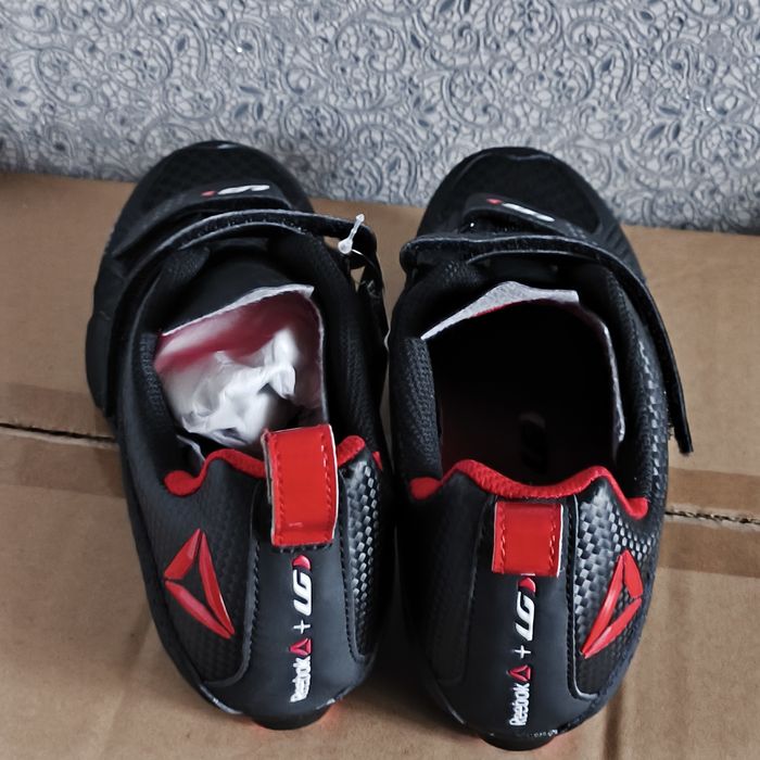 Велокросівки Reebok LG (41 р)