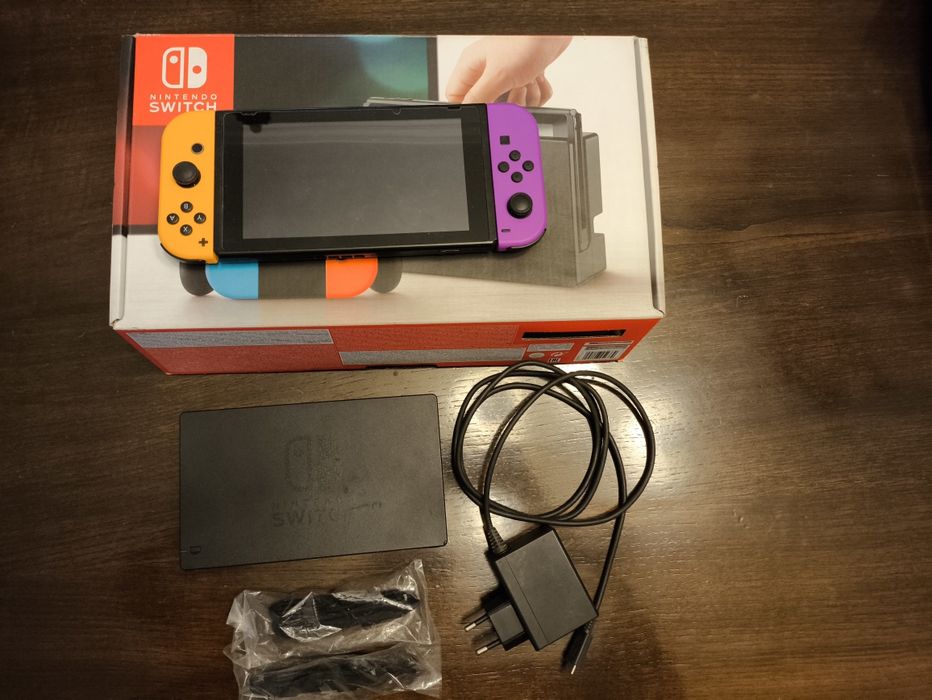 Consola Nintendo Switch Primeiros Modelos Usada