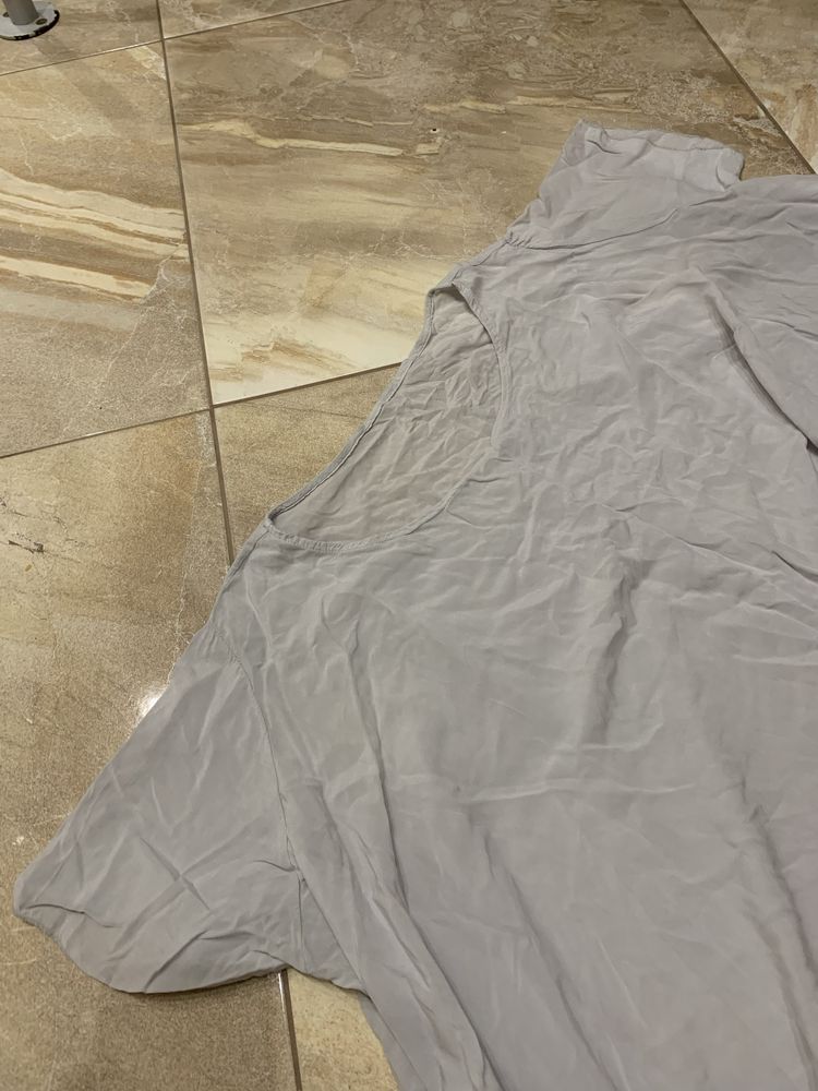 Szara luźna oversize bluzka / koszulka na krótki rękaw