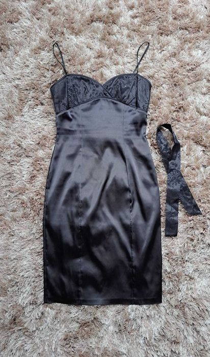 Sukienka satynowa Sylwester studniówka Desperado London r.M