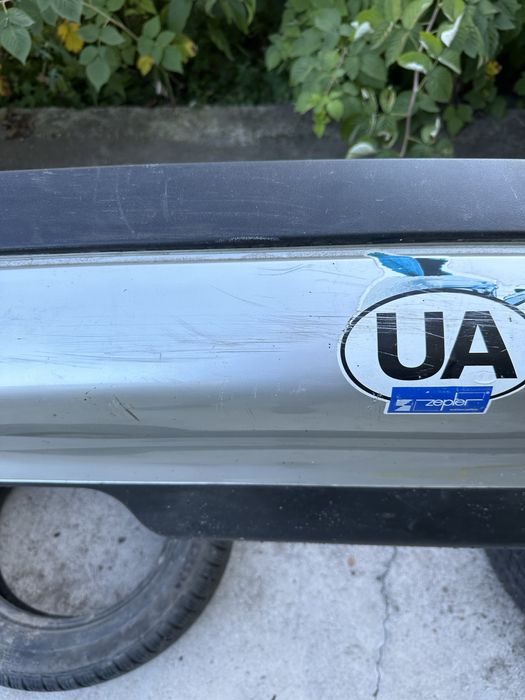 Задній Бампер від passat b3