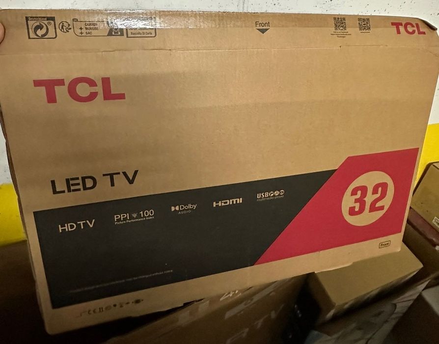TV TCL 32”  LED TV - Nova e na Caixa