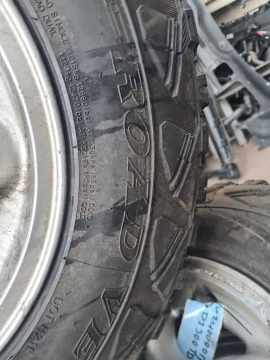 Land Rover Jantes e pneus 225x75xR16 - 25% Desconto