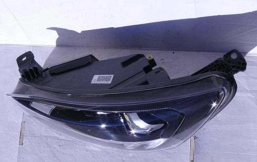 FORD FOCUS MK4 Lampa przednia lewa full led kompletna