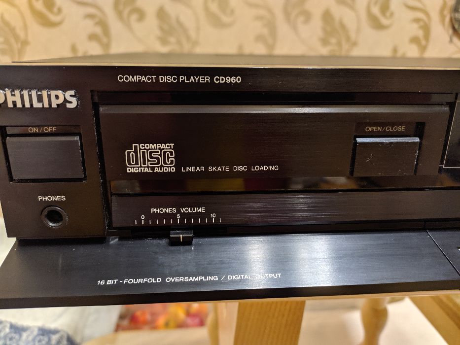 продам Philips CD960