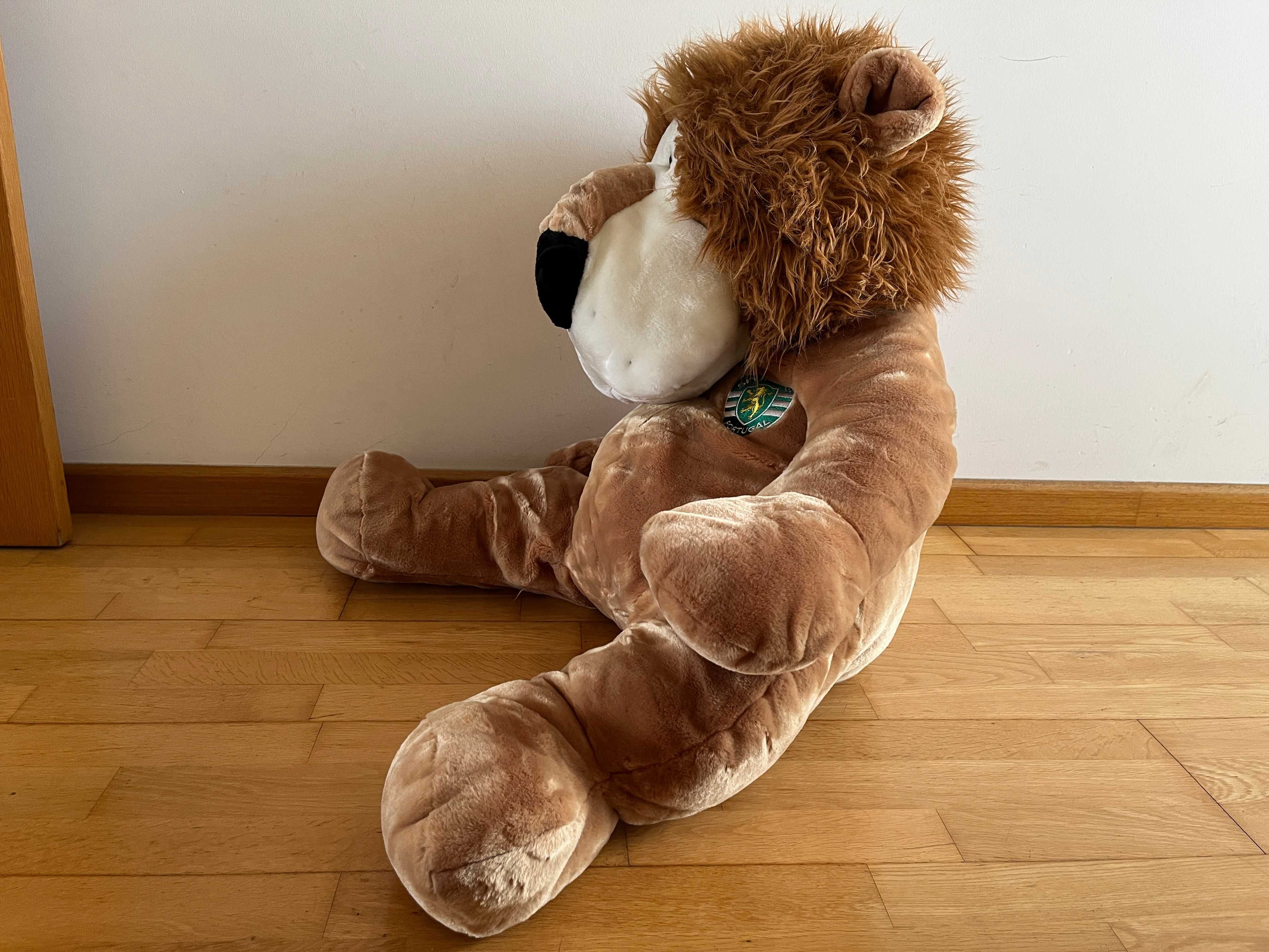 Leão Peluche Gigante Sporting