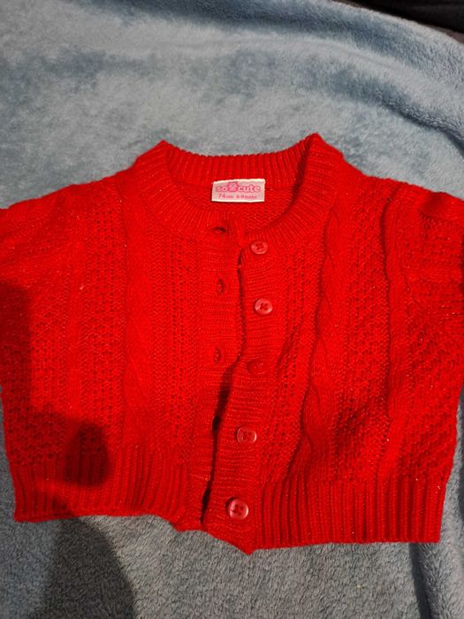 Sweterek dla niemowląt