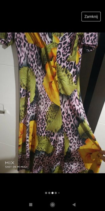 Przepiękna długa sukienka damska.