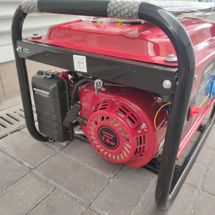 Генератор Honda бензиновий, 6.5 кВт/5.5кВт/