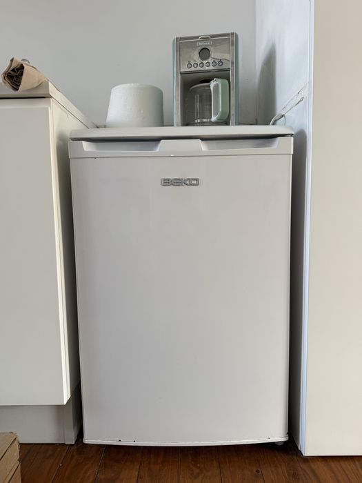Frigorifico Pequeno / Fridge
