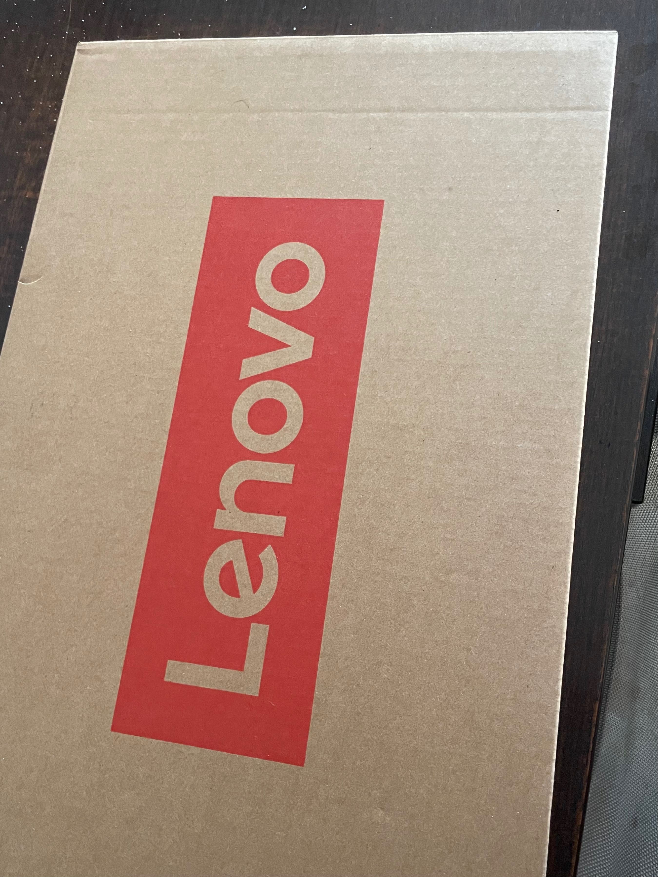 Laptop Lenovo v14