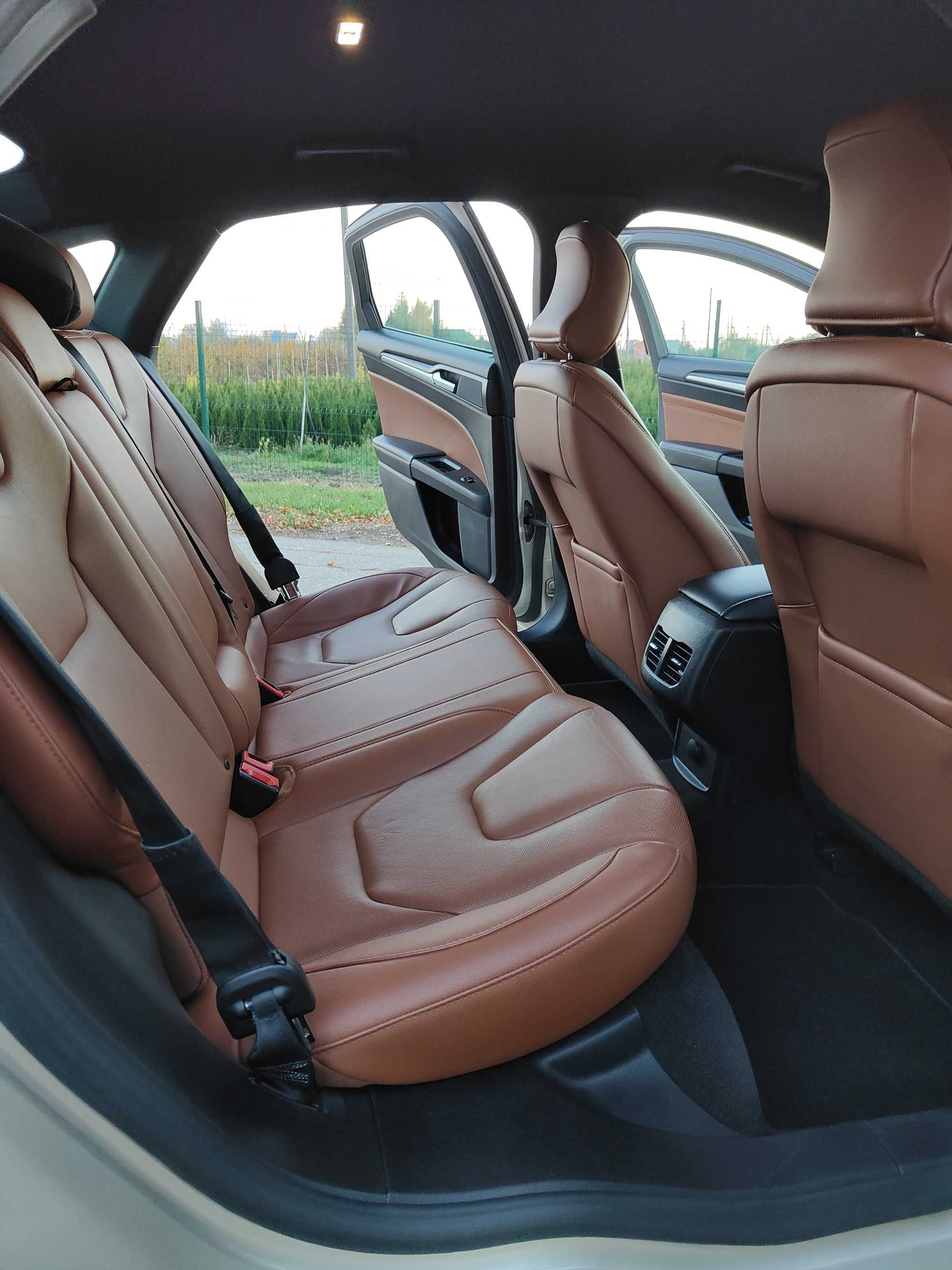 Ford Fusion Energy PlugIn Hybrid Titanium
