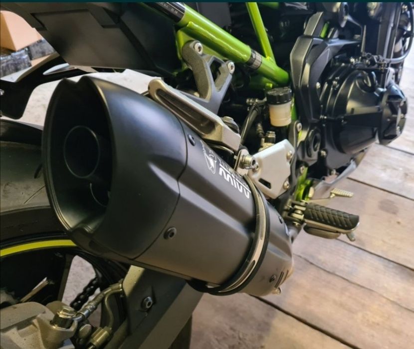 Tłumik końcowy pełny przelot replika wydech Mivv Kawasaki z900 Nowy