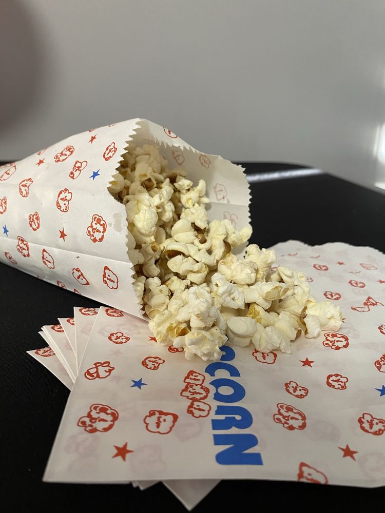 Maszyna do popcornu waty cukrowej zywa maskotka, fontanna do czekolady