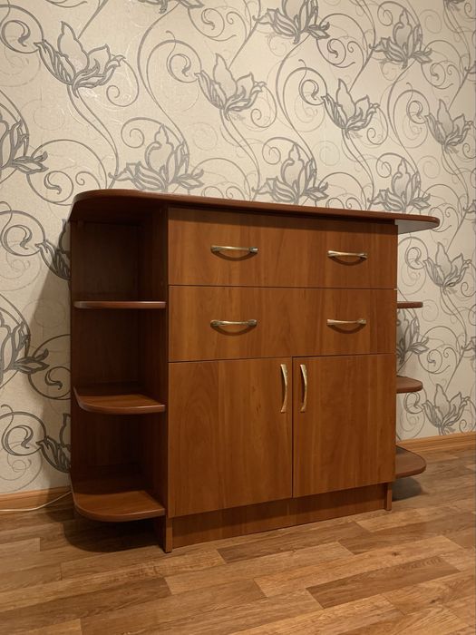 Комод  вмісткий