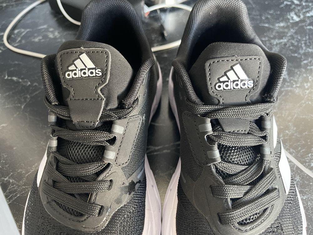 Кросівки adidas original
