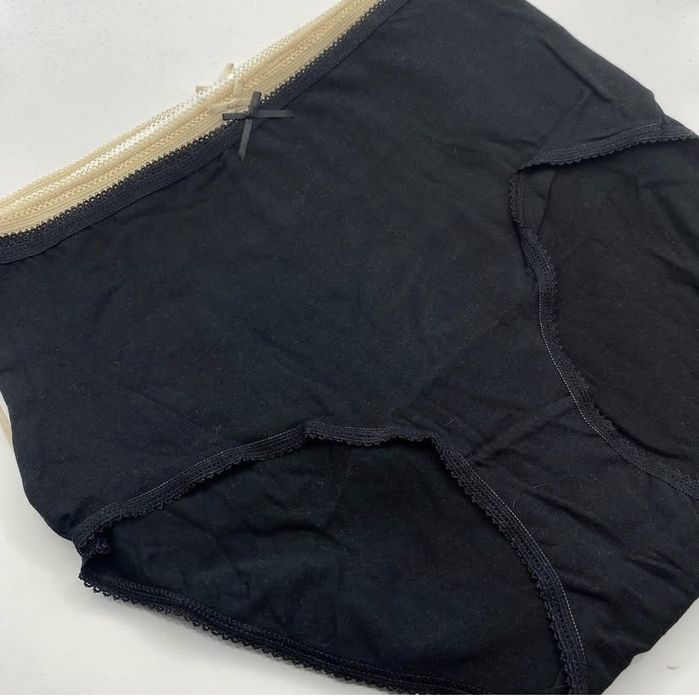 Набір жіночих трусиків- р. S ( 44/46)