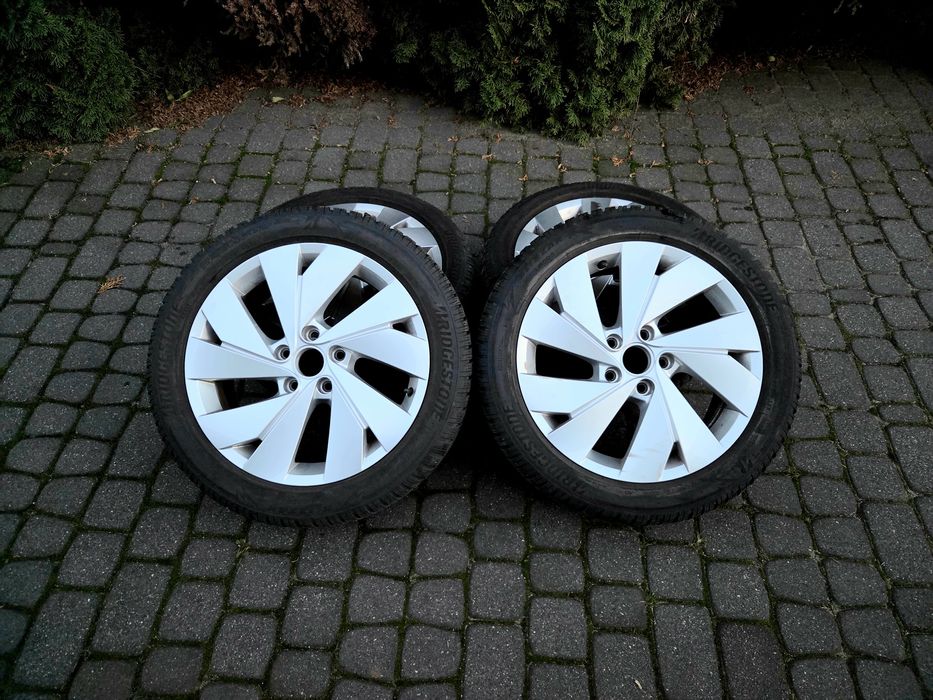 Koła Aluminiowe Zimowe 5x112 Golf GTI 205/50/17