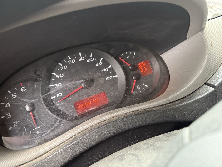 Renault master 2,3 170km 8EP