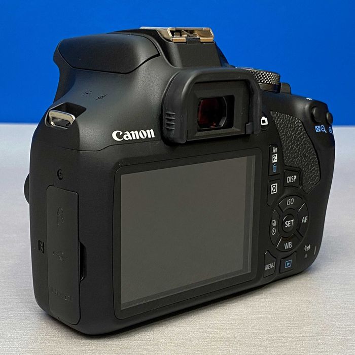 Canon EOS 2000D (Corpo) - 24.1MP