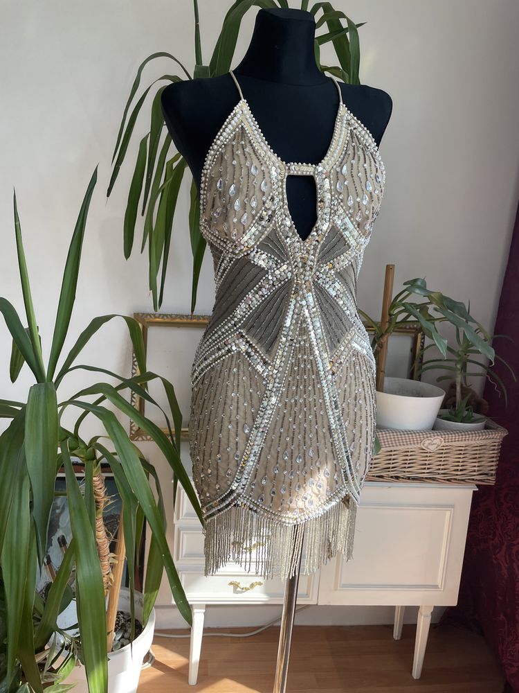Cekinowa sukienka mini midi bogato zdobiona frędzle 46 3 xl asos luxe