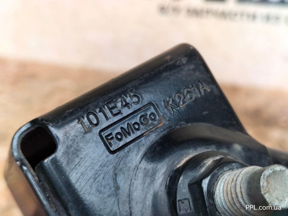 Ford Transit Connect MK2 13-21 Кронштейн усилитель подрамника левый