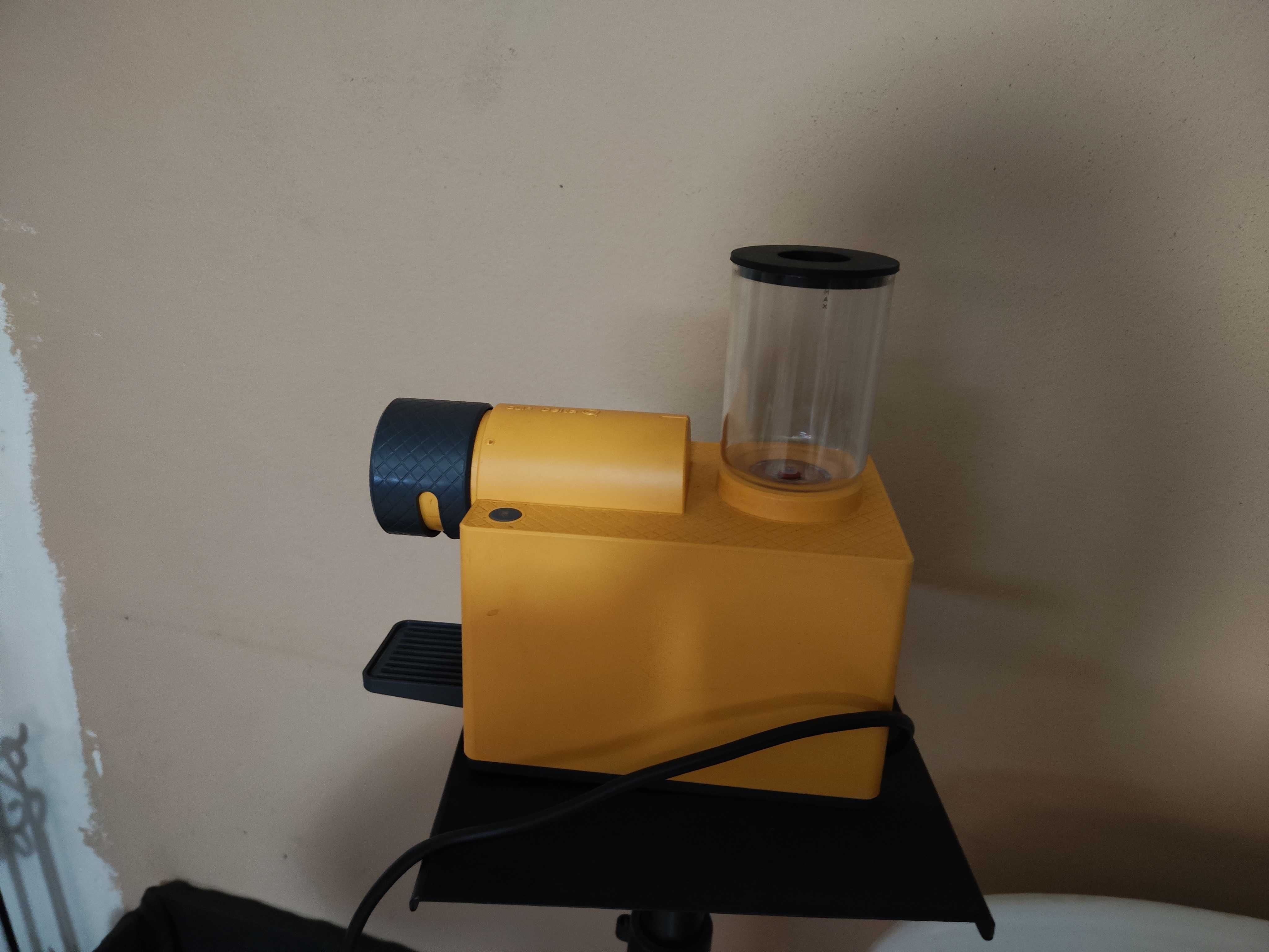 Máquina de café Delta Q