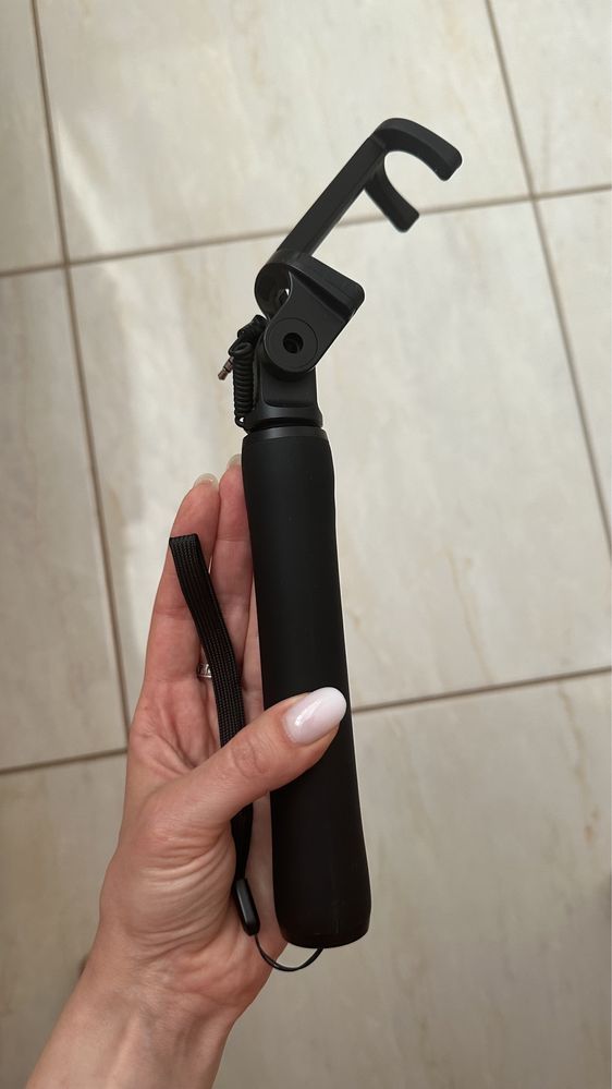 Продам селфі-палку/монопод Xiaomi Mi Selfie Stick