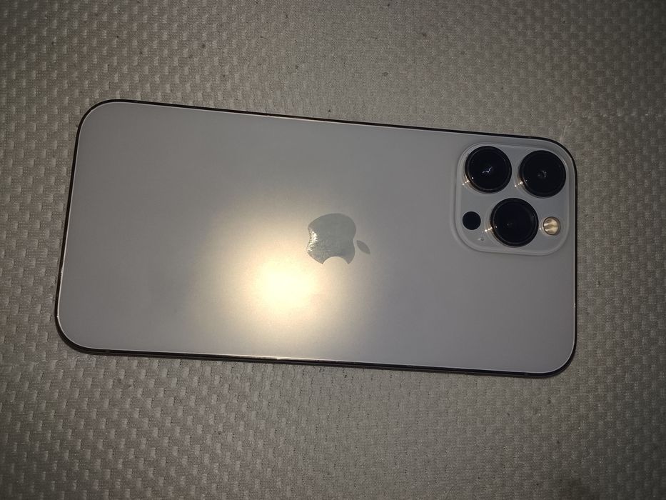 iPhone 13 pro max impecável