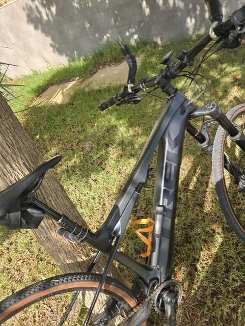 Bicicleta elétrica Topo de Gama - Oportunidade Única