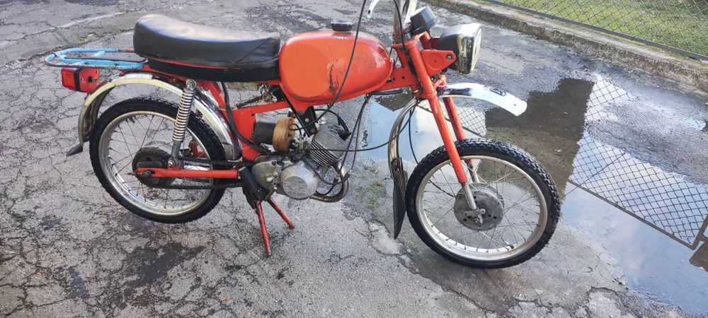 Мопед Карпати  в рідній фарбі