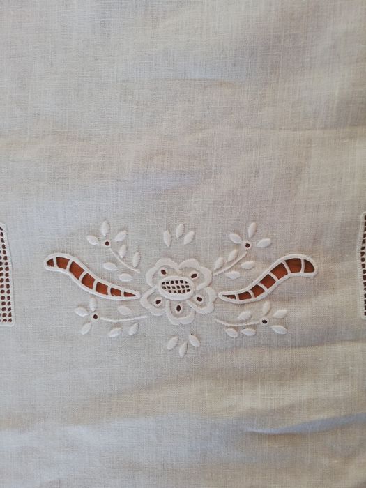 Toalha de mesa sa em linho puro