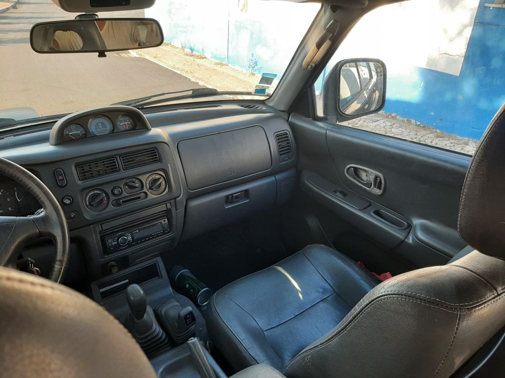 Mitsubichi pajero sport wagon 2.5
