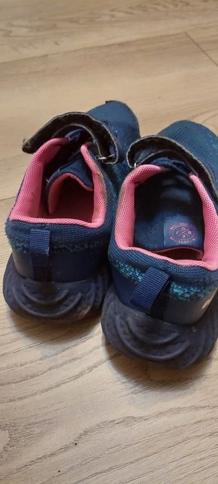 Buty sportowe Bejo 34