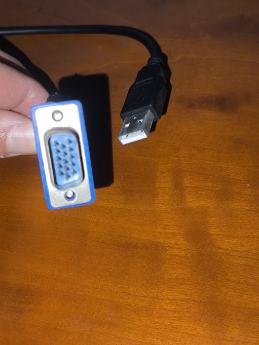 Ligar 2 computadores ao mesmo monitor vga - kvm switch