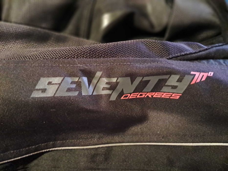 Casacos de moto Ixon e casaco verao Seventy Degrees