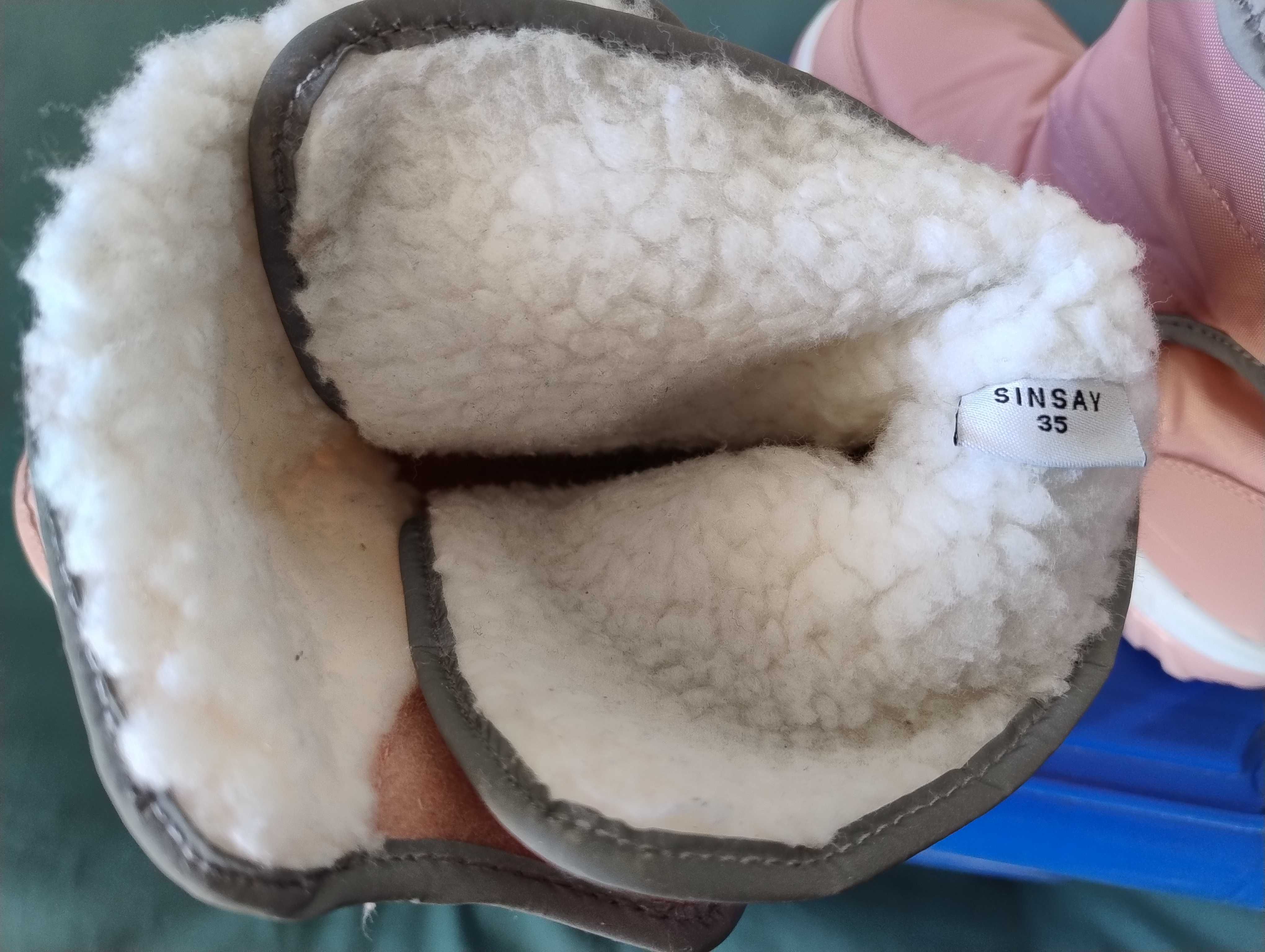 Buty ocieplane zimowe Sinsay 35 trzewiki śniegowce jak nowe tanio