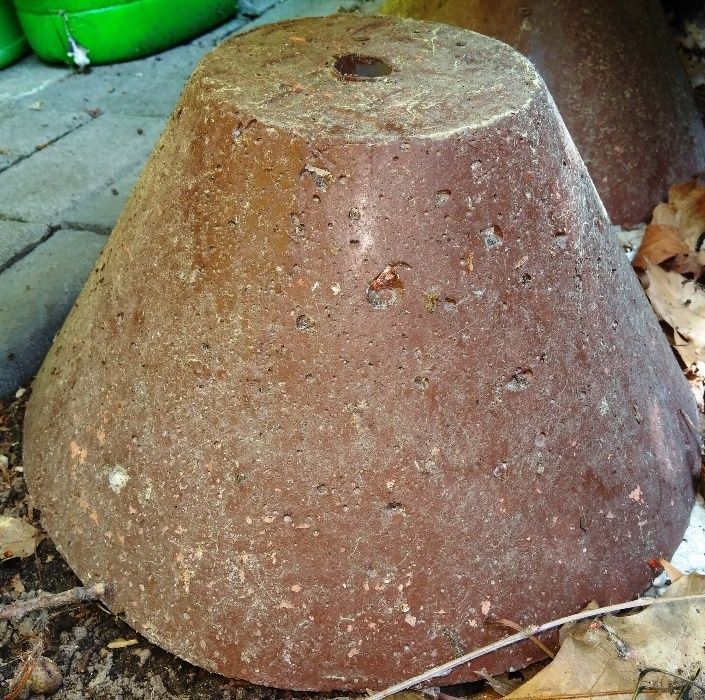 Ogrodzenie, czapki betonowe do słupów ogrodzeniowych