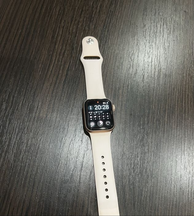 Apple Watch SE 1 покоління