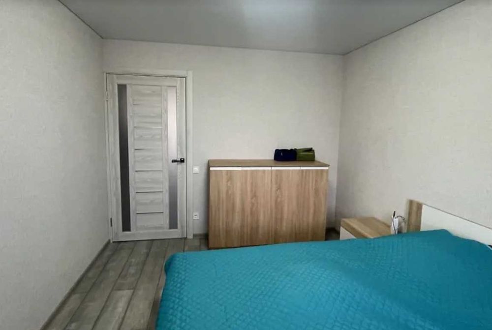 Сдам 3-х ком квартиру посуточно в Одессе по улице Жолио Кюри 64